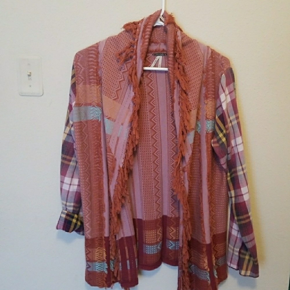 Sweater/Cardigan